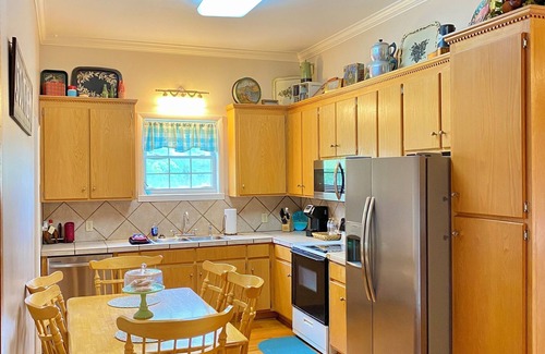 Goshen House | Experience Relaxation at Southern Backroad Retreats