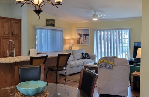 Edgewater House | Relaxing Retreat with Pet-Friendly Amenities & Spa Access