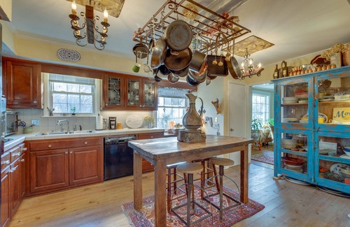 Green Hills House | Experience Southern Charm & Old World Hospitality Today
