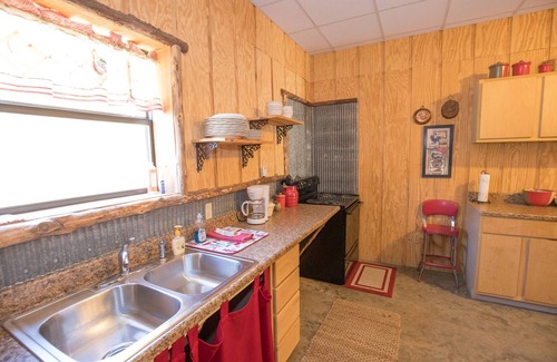Murfreesboro Cabin | Relaxing Southern Comfort Cabin - Perfect for Family Getaways