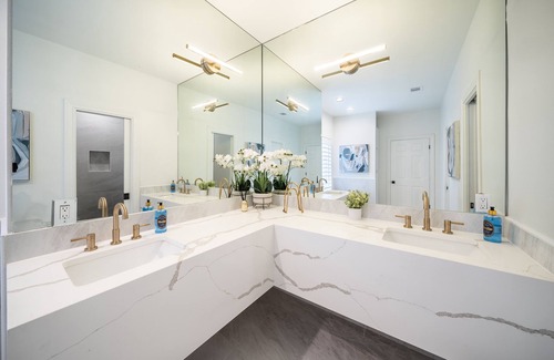 Austin House | Relax at Southern Comfort: Heated Pool, Spa & Billiards