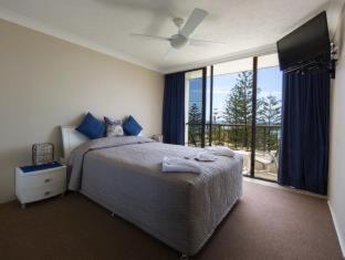 Burleigh Heads Apartment | Beachfront Holiday Apartments with Ocean Views & Spa