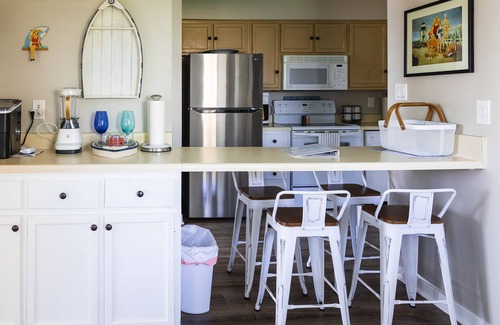 North Shore Condo | Unforgettable Southern Escape @ Bernards Landing with Kayaks