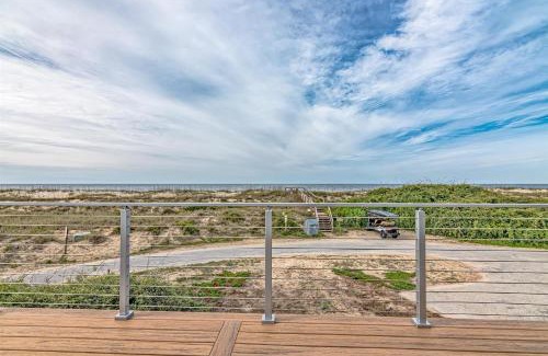 South Beach House | Discover Southern Exposure: Family-Friendly 4-Star Retreat