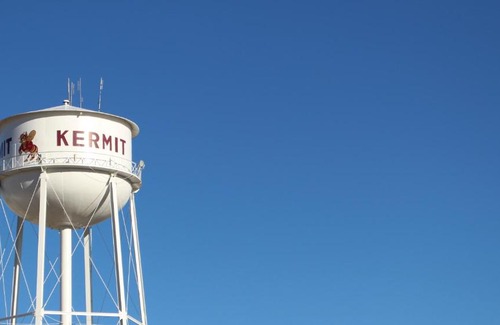 Kermit Hotel | Pet-Friendly Southern Inn and Suites with Great Amenities