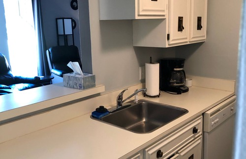 Pinehurst Condo | Highly Rated Southern Memories with Spa and Breakfast