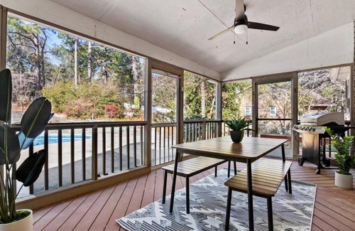 Southern Pines House | Perfect Southern Pines Retreat with Pool & Movie Theater