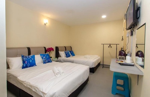Pontian Hotel | Ocean View Retreat at Southern Tip Hotel – Guest Rated 8/10