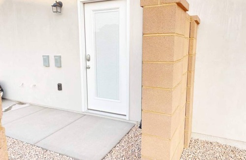 Washington Apartment | Explore Southern Utah from Red Rock Casita's Cozy Retreat