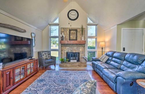 Southport House | Escape to Southport with Private Pool & Oceanfront Views