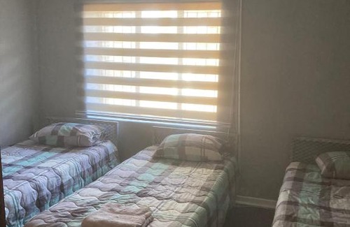 Bloemhof House | Discover Soutpan Boerdery Gamefarm: Family & Pet Friendly