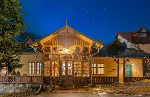 Svaty Anton House | Enchanting Soví Dom - Owl House: 4-Star Family Retreat