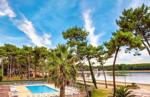 Soustons Apartment | Sowell Family Pignada Plage (SOU302) by Interhome