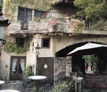 Kikugawa Apartment | Experience Sozensya: New Japanese Home Near Station & BBQ