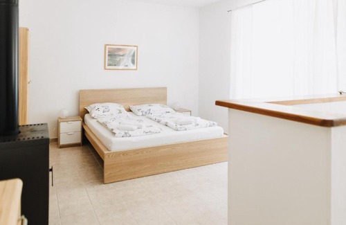 Znojmo House | Pet-Friendly Spálený mlýn in Podyjí National Park