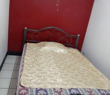 Nai Mueang Apartment | Budget-Friendly SP House RoiEd: Family-Friendly Getaway