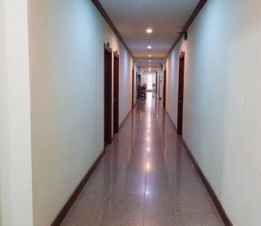 Nai Muang Hotel | Affordable SP Residence with Breakfast & Hot Tub Access