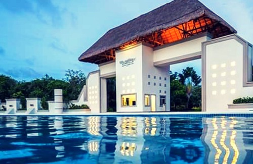 Chetumal Resort | Beachfront Hotel with Spa and Golf Center Amenities