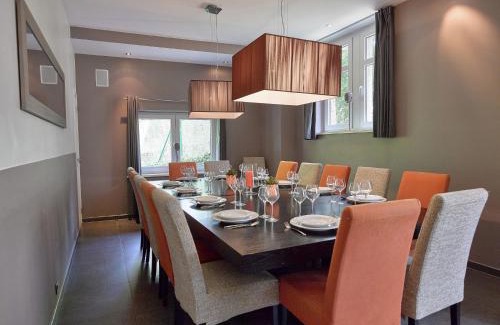 Spa House | Serene Holiday Home with Pool & Hot Tub in Spa Retreat