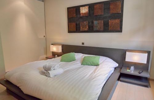 Spa House | Serene Holiday Home with Pool & Hot Tub in Spa Retreat