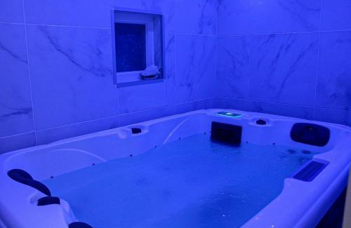Andeville Apartment | Relax at Spa de la Nacre: Family-Friendly & Inviting Stay