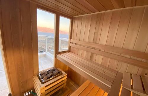 Eilat House | Unwind at Spa Eilat Mountain Lodge - 4-Star Oceanfront Retreat
