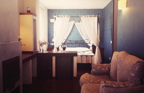 San Bartolome de las Abiertas House | Relaxing Spa Complejo Rural Las Abiertas with Pool Access