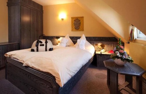 La Petite-Pierre Hotel | Relaxing Getaway at SPA Hôtel Au Lion D'Or with Pool & Spa