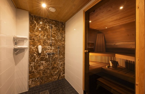 Runni Hotel | Relaxing Spa Hotel Runni with Pool and Family Amenities