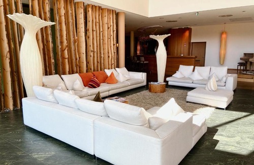 Hopfgarten in Defereggen Hotel | Relaxing Spa Hotel Zedern Klang with Oceanfront Views