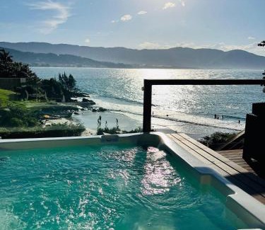 Garopaba House | Relaxing Spa Retreat with Oceanfront Views and Suites