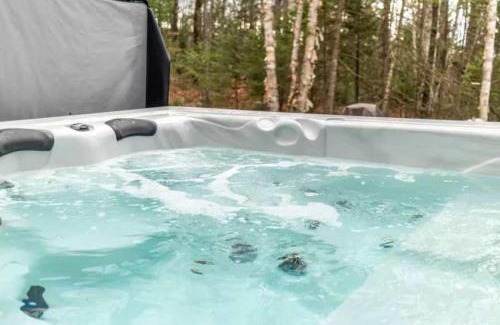 Saint Come Ski Chalet | Spa & Pool table - Chalet D-tente