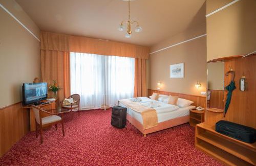 Frantiskovy Lazne Hotel | Relaxing Spa Resort PAWLIK-AQUAFORUM with Ocean View