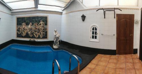 San Cristobal de La Laguna Villa | Relax at SPA Versalles: Poolside Bliss & Spa Indulgence
