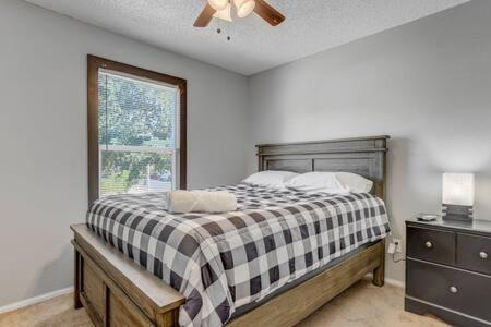 Southeast Colorado Springs Apartment | Convenient Space Base with BBQ and Game Room Near Airport