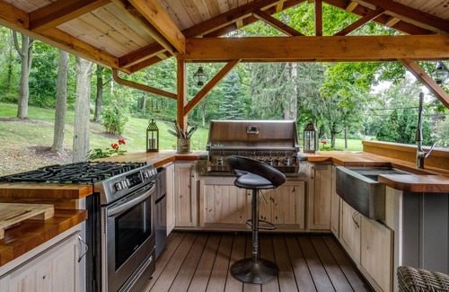 Town of Milo House | Ideal Retreat on Keuka: Privacy, Ocean View & Outdoor Kitchen
