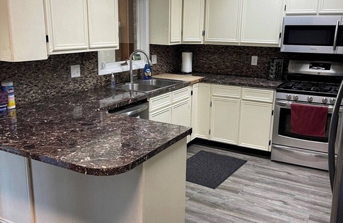 Westside Connection House | Immaculate Retreat with Pool, Breakfast & Guest Rated 9.8