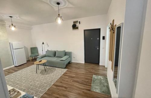 Baia Mare Apartment | Child-Friendly Retreat at Spacemax | Guest Rated 9.9/10