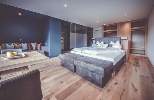 Mareo Hotel | Discover Spaces: 4-Star Comfort with Family-Friendly Amenities
