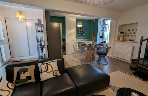 Saint-Yrieix-sur-Charente Cottage | Cozy Gite in Saint-Yrieix-sur-Charente with Spa & Kitchen