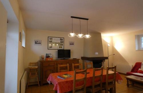 Trizay-Coutretot-Saint-Serge House | Cozy Gîte in the Heart of Perche - Pet Friendly & Garden