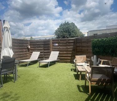 Puget-sur-Argens Apartment | Spacious Loft for 4 to 8 Guests - Family-Friendly Stay