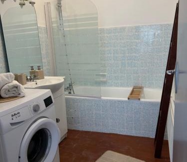 Anatole France Apartment | Comfortable T2 with AC – Close to City Center
