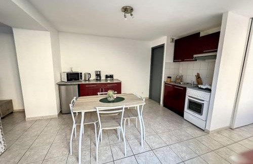 Tarbes Apartment | Comfortable T2 with Family and Pet-Friendly Amenities