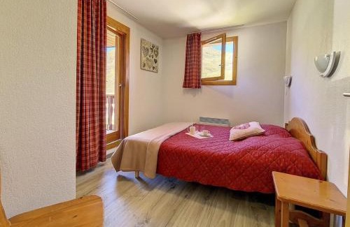 Les Bruyeres Apartment | Family-Friendly Appartement Les Menuires - Top Rated 9/10