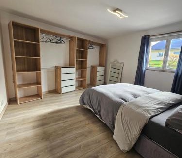 Lanrelas Apartment | Cozy T3 Retreat in the Heart of Centre Bretagne