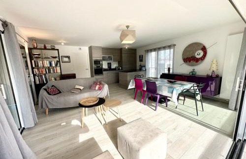 Larmor-Plage Apartment | Modern 4-Star T4 in the Heart of Plein Bourg