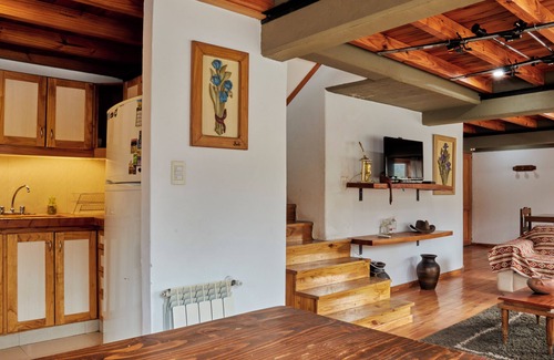 San Martin de los Andes Apartment | Comfortable Ñivinco Apartment with Relaxing Spa Amenities