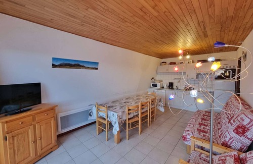 Saint-Michel-de-Chaillol Apartment | Spacious Apartment Saint-Michel-de-Chaillol for 12 Guests