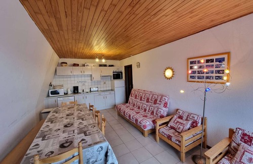 Saint-Michel-de-Chaillol Apartment | Spacious Apartment Saint-Michel-de-Chaillol for 12 Guests